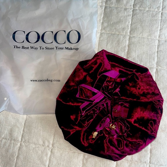 Cocco Make up bag - Picture 1 of 3